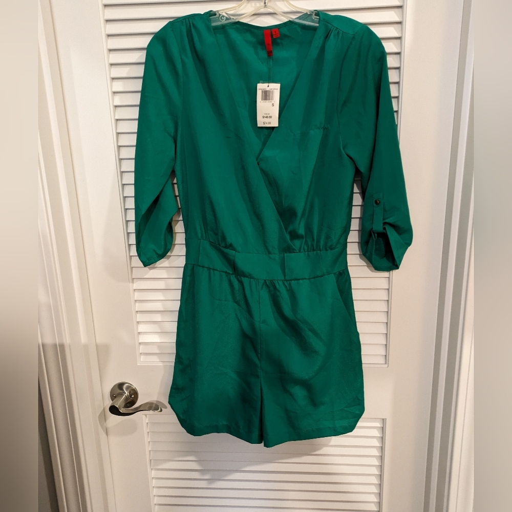 Women's one clothing green 3/4 Sleeves one piece wrap top short size Small New